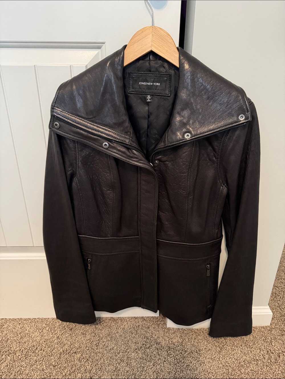 Jones New York leather jacket
Butter soft leather